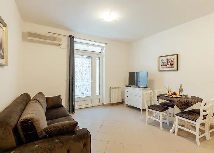Palma Apartments